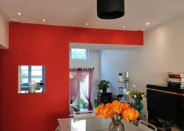 Modern duplex with garden